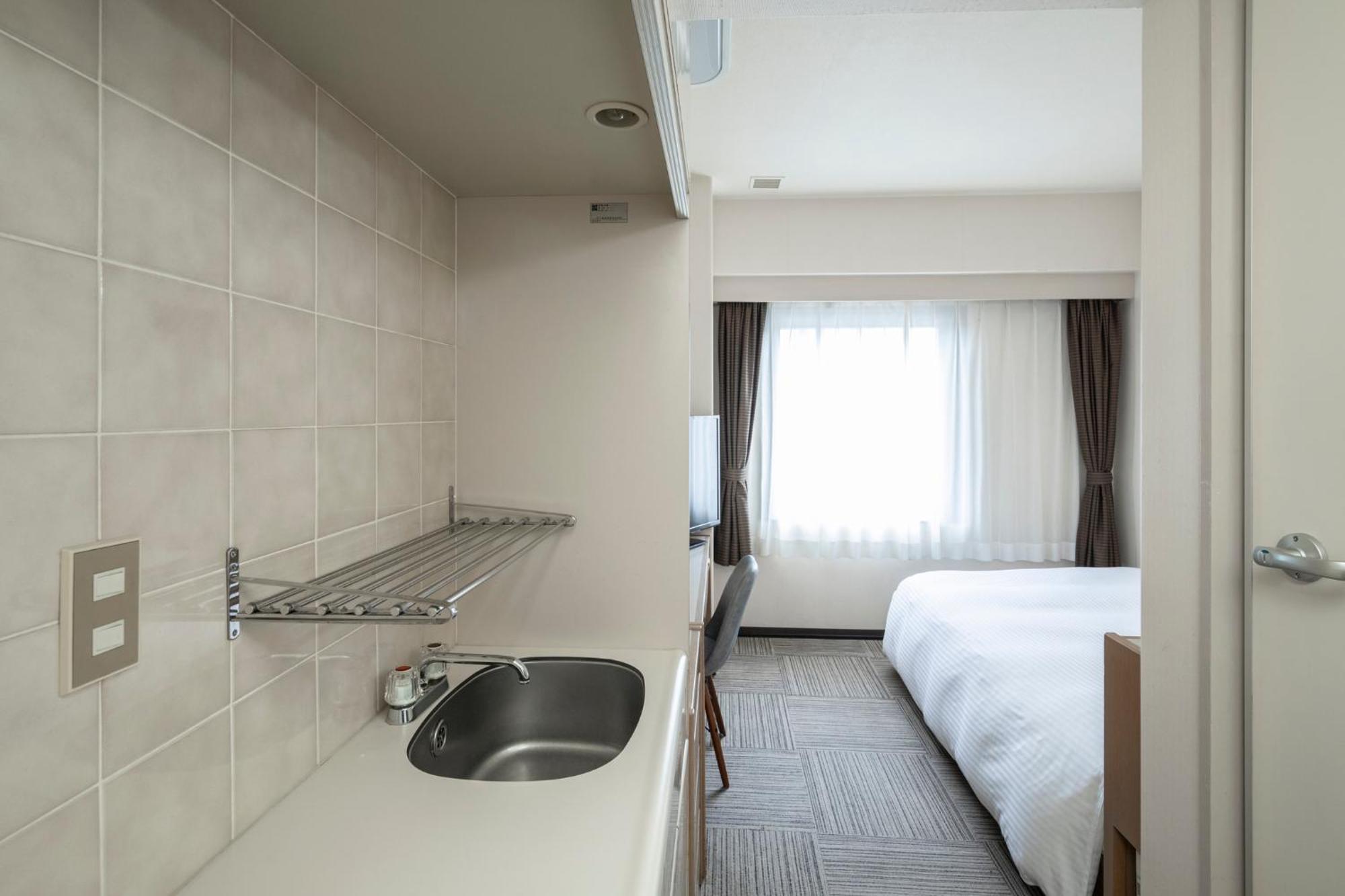 Court Hotel Niigata Eksteriør billede