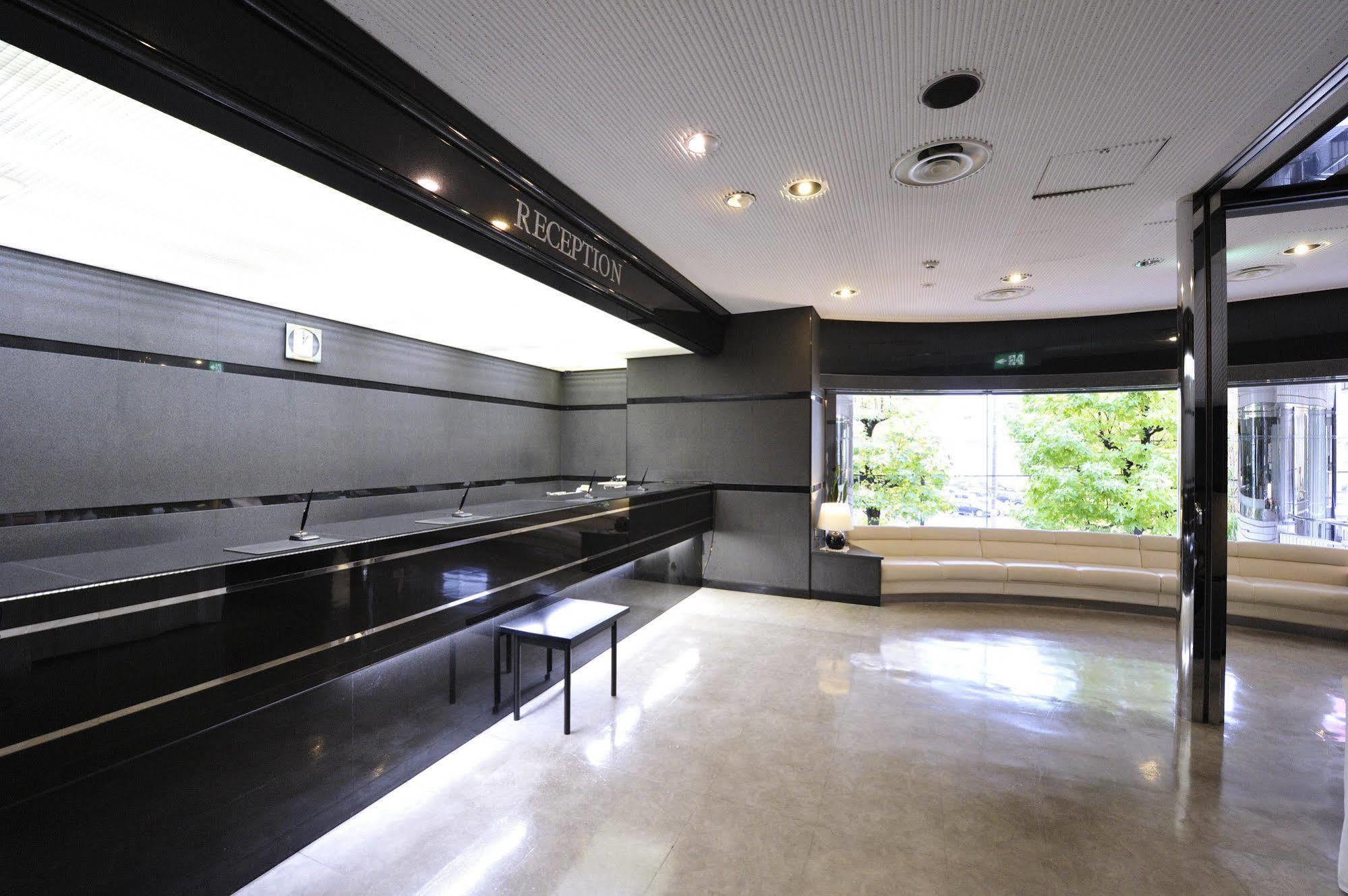 Court Hotel Niigata Eksteriør billede