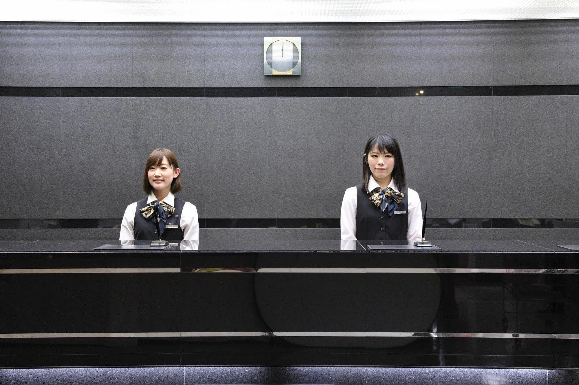 Court Hotel Niigata Eksteriør billede