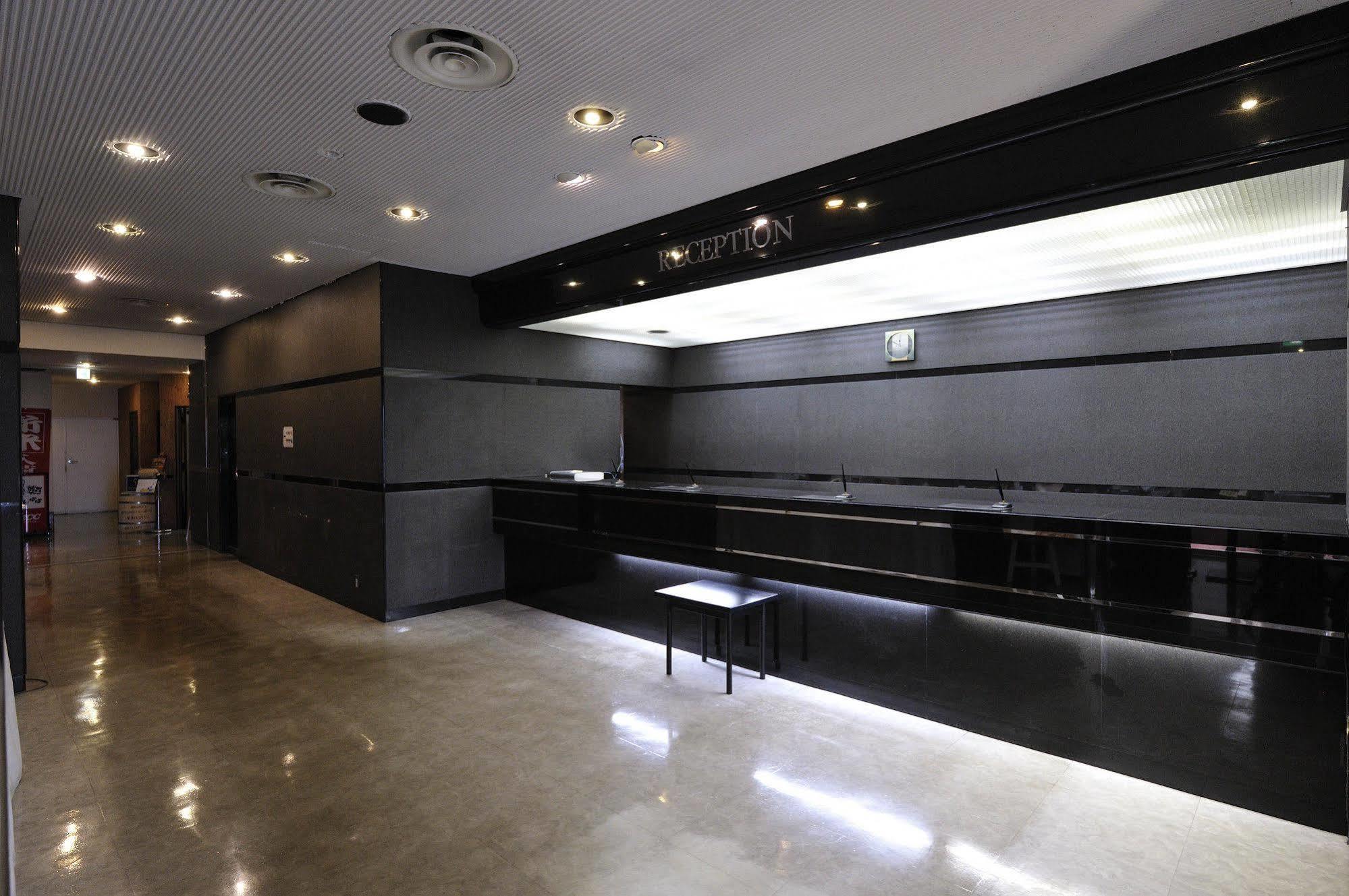 Court Hotel Niigata Eksteriør billede