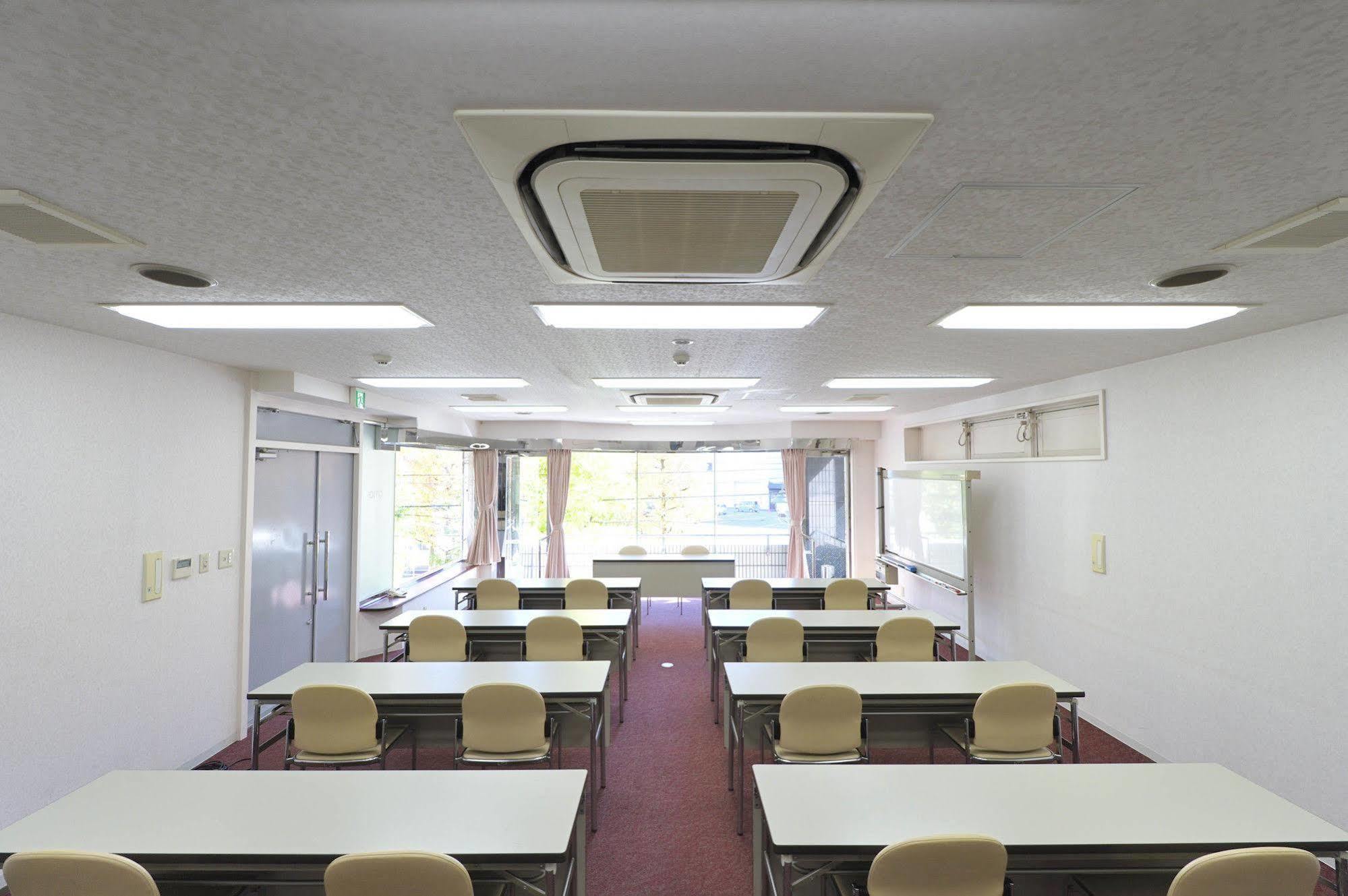 Court Hotel Niigata Eksteriør billede
